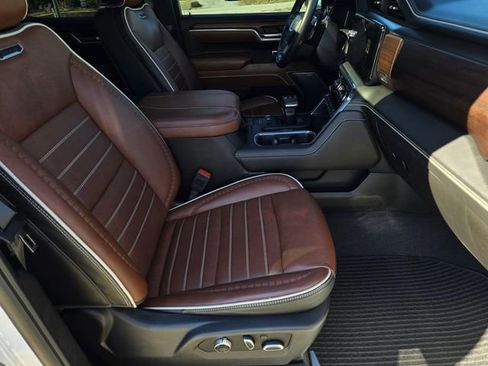 Used 2024 GMC Sierra 1500 Denali Ultimate image 34