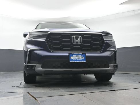 Certified 2024 Honda Pilot Touring image 38