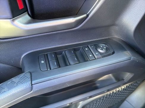 Used 2025 Toyota Tacoma TRD Off-Road AWD/4WD image 12
