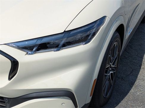 New 2025 Ford Mustang Mach-E Premium image 9