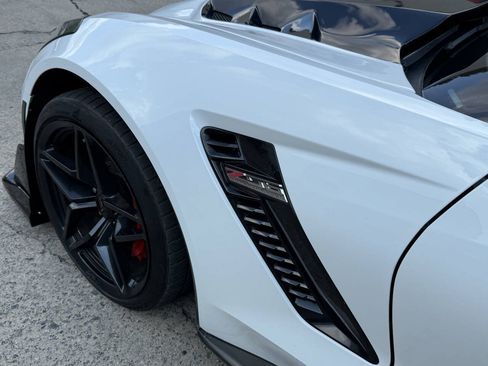 Used 2016 Chevrolet Corvette Z06 RWD image 31