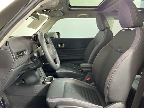 Certified 2025 MINI Cooper S image 21