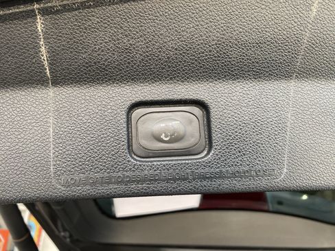 Used 2019 Ford Explorer Limited w/ Ford Safe & Smart Package AWD/4WD image 16