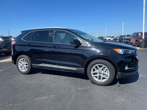 Used 2022 Ford Edge SEL w/ Convenience Package AWD/4WD image 2