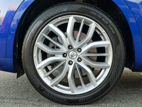 Used 2022 Maserati Levante GT image 15