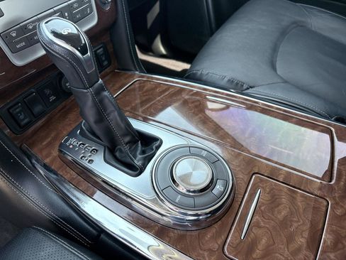 Used 2019 INFINITI QX80 Luxe RWD image 5