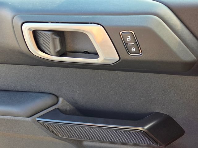 New 2026 Ford Bronco Raptor w/ Interior Carbon Fiber Pack AWD/4WD image 31