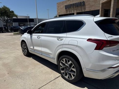 Used 2022 Hyundai Santa Fe Calligraphy AWD/4WD image 9