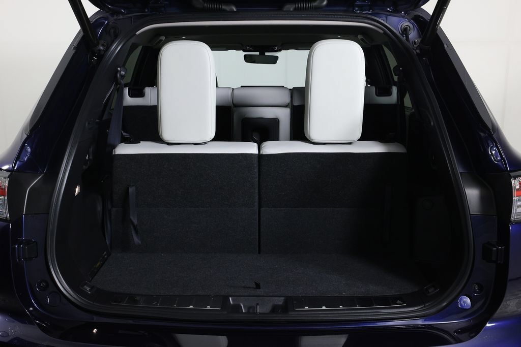 Used 2025 Mitsubishi Outlander SE FWD image 13