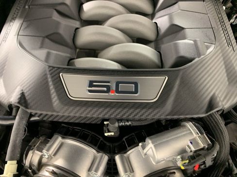 Used 2024 Ford Mustang GT Premium RWD image 36