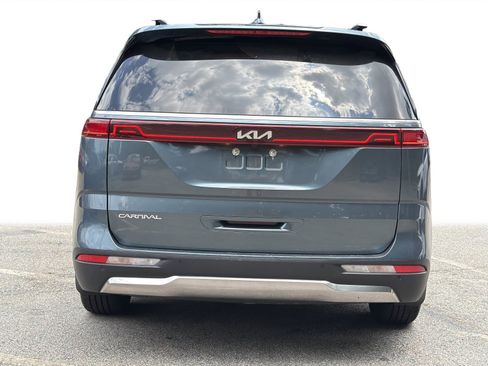Used 2023 Kia Carnival SX Prestige FWD image 26