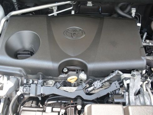 Used 2019 Toyota RAV4 Limited w/ Cold Weather Package AWD/4WD image 29