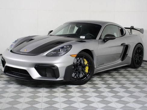 Certified 2025 Porsche 718 Cayman GT4 RS RWD image 31