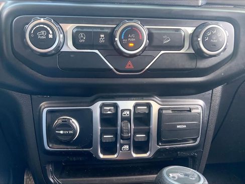 Used 2020 Jeep Wrangler Unlimited Sport S AWD/4WD image 34