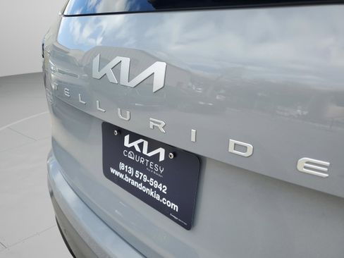 Used 2023 Kia Telluride EX X-Line image 32