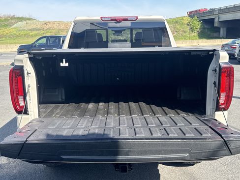 Used 2026 GMC Sierra 1500 AT4X AWD/4WD image 5