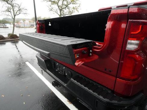 Used 2024 Chevrolet Silverado 1500 LT Trail Boss image 11