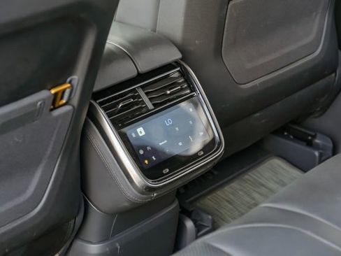 Used 2022 Rivian R1T Launch Edition image 46