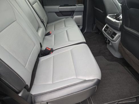 Used 2021 Ford F150 Lariat w/ Equipment Group 502A High image 9