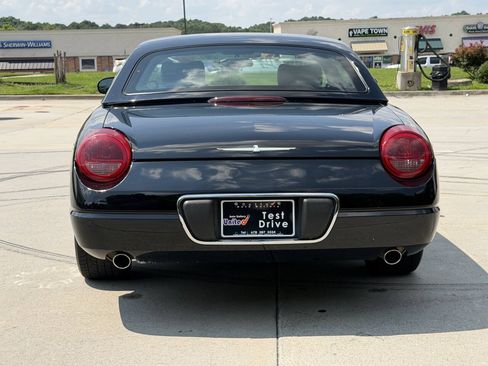 Used 2004 Ford Thunderbird RWD image 12