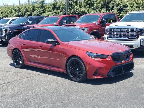 Used 2025 BMW M5 w/ Carbon Package AWD/4WD image 1