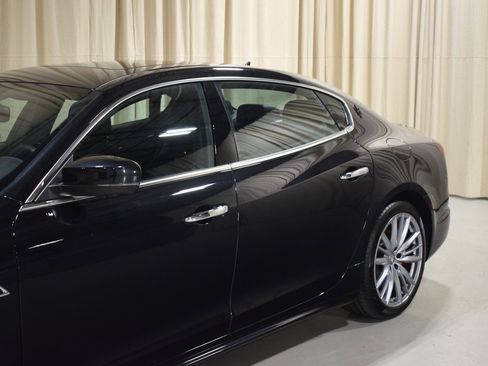 Certified 2022 Maserati Quattroporte Modena Q4 image 2