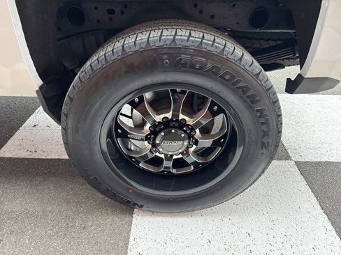 Used 2019 Chevrolet Silverado 2500 LT image 21