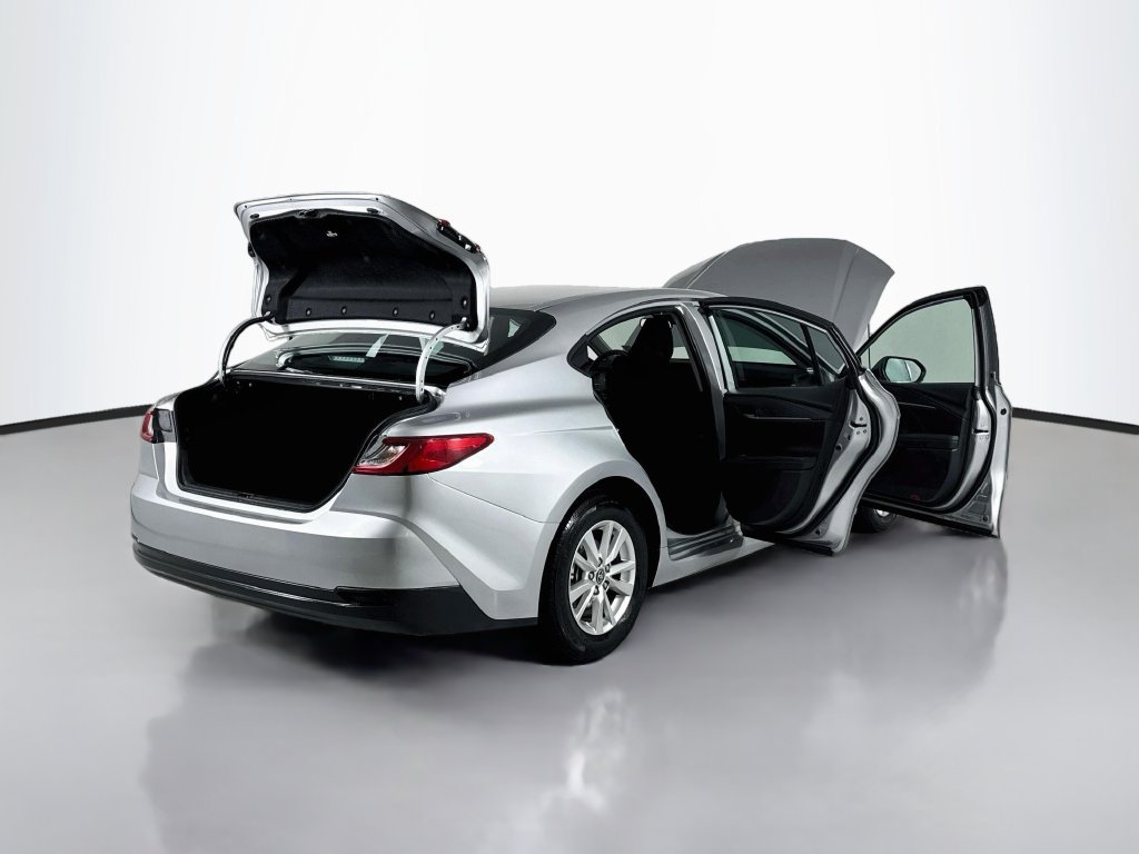 Used 2025 Toyota Camry LE FWD image 20