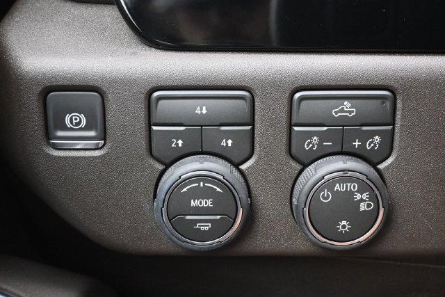 Used 2026 Chevrolet Silverado 2500 LT AWD/4WD image 10