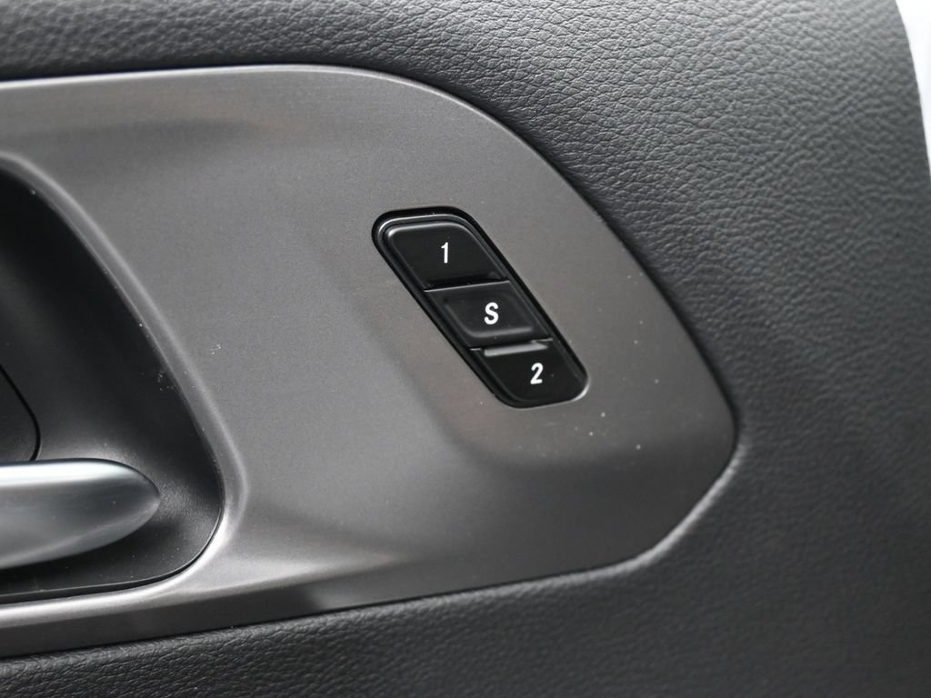 New 2026 Chrysler Pacifica Select w/ S Appearance Package FWD image 16