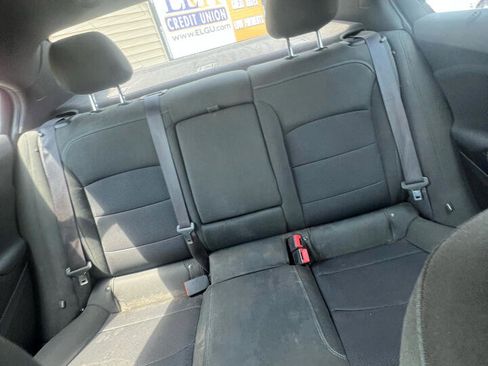 Used 2016 Chevrolet Cruze LT w/ Convenience Package image 25