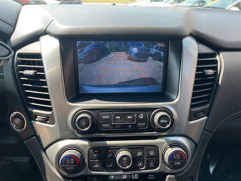 Used 2015 Chevrolet Suburban LTZ AWD/4WD image 39