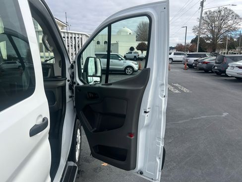 Used 2024 Ford Transit 250 XL w/ Exterior Upgrade Package image 20