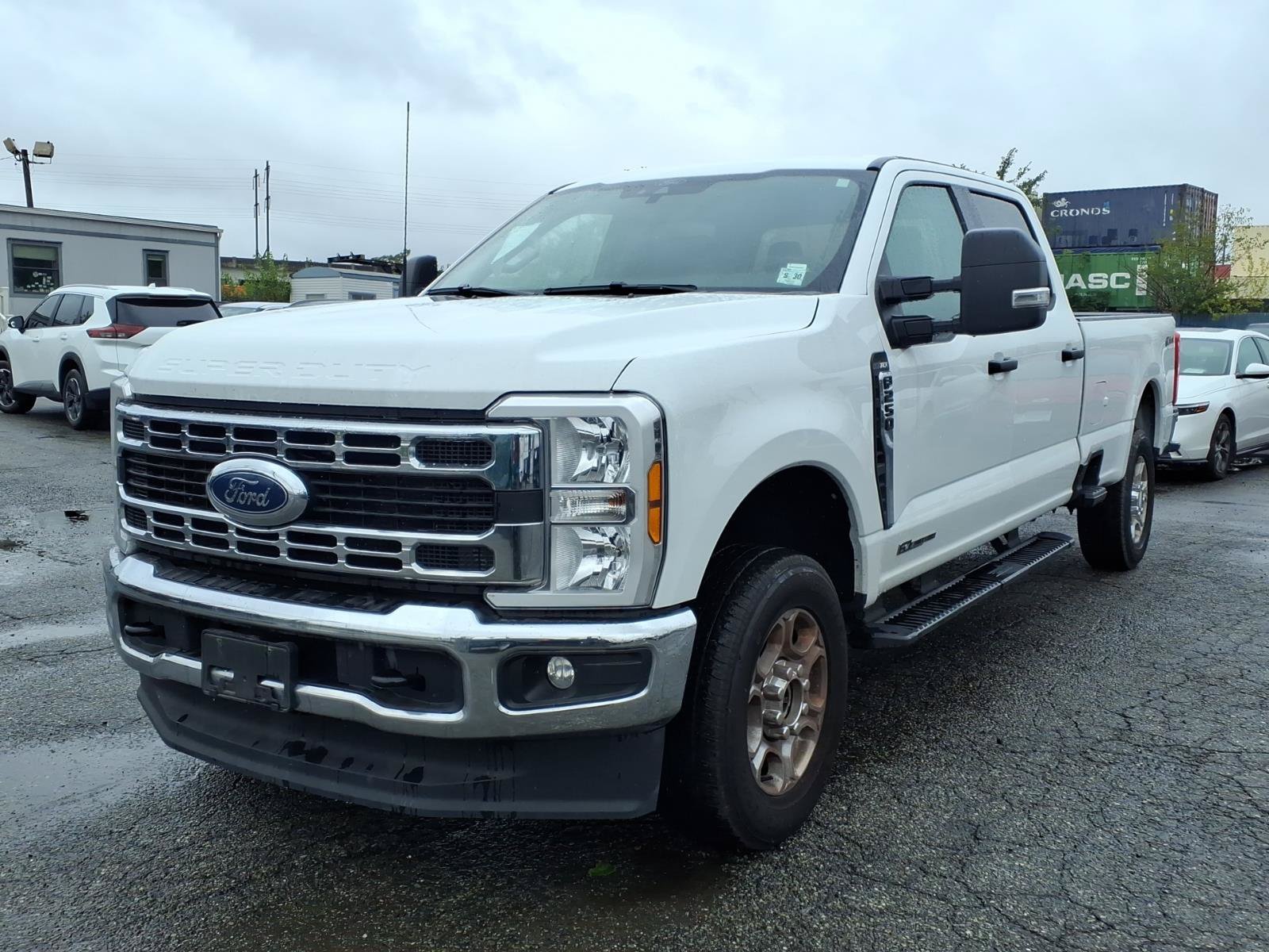 Used 2026 Ford F250 XLT AWD/4WD image 3