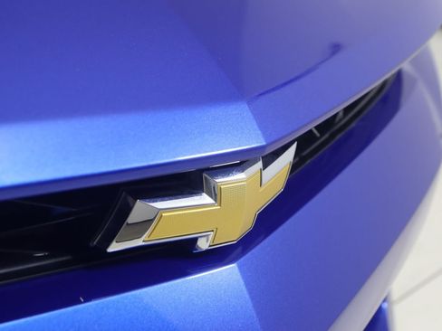 Used 2018 Chevrolet Camaro SS RWD image 20