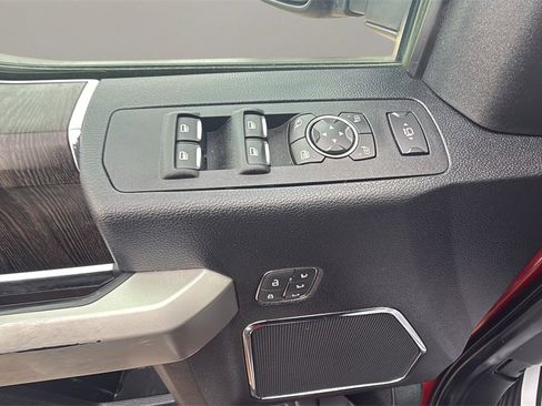 Used 2020 Ford F250 Lariat w/ Lariat Ultimate Package image 13