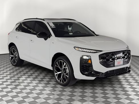 New 2026 Audi Q3 quattro 2.0T image 7