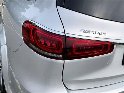 Used 2021 Mercedes-Benz GLS 63 AMG 4MATIC image 28