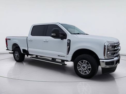 Used 2024 Ford F350 Lariat AWD/4WD image 2