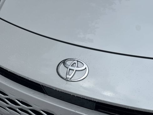 New 2026 Toyota Crown Signia AWD/4WD image 12