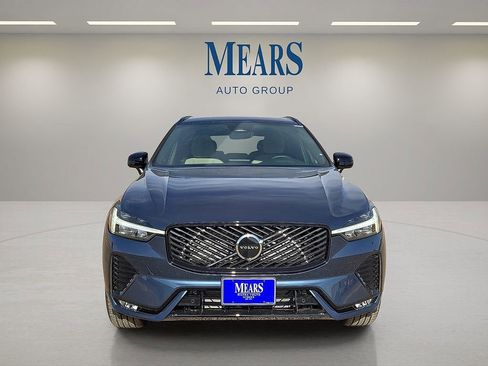 New 2026 Volvo XC60 B5 Core AWD/4WD image 8
