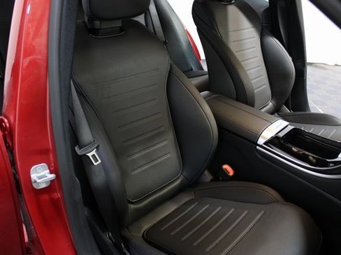 Used 2024 Mercedes-Benz C 300 4MATIC Sedan image 31