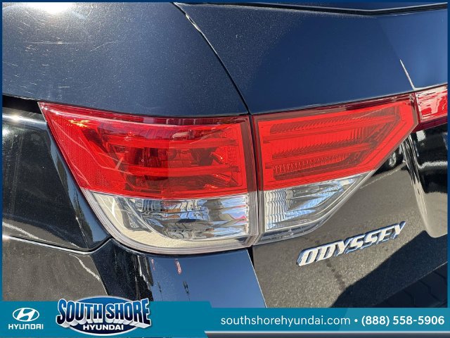 Used 2016 Honda Odyssey Touring Elite image 10