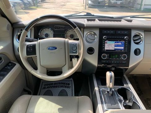 Used 2014 Ford Expedition Limited RWD image 13