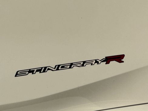 Used 2022 Chevrolet Corvette Stingray Preferred Cpe w/ Z51 Performance Package image 25