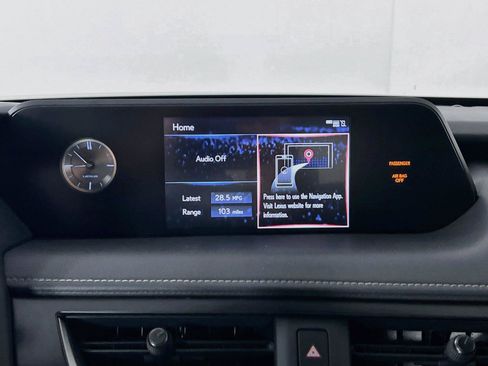 Used 2019 Lexus UX 200 w/ Accessory Package FWD image 16