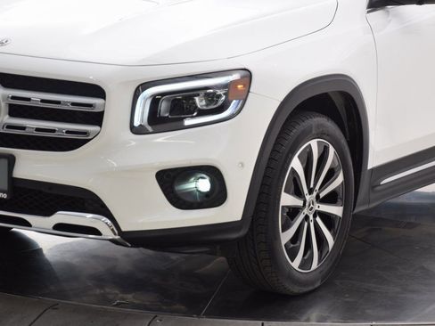 Certified 2022 Mercedes-Benz GLB 250 image 11