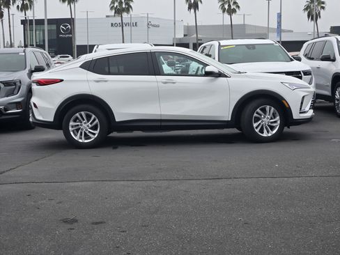 New 2026 Buick Envista Sport Touring w/ Convenience I Package FWD image 3