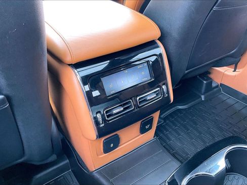 Used 2020 Lincoln Aviator Black Label Grand Touring AWD/4WD image 35