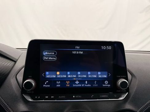Used 2023 Nissan Sentra SV FWD image 32